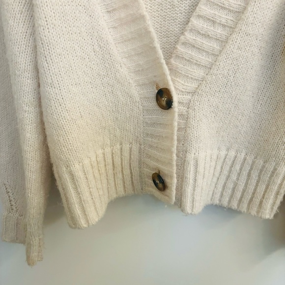 Anthropologie Cream Knit Button Up Cardigan Sweater Size: XS - Picture 4 of 5